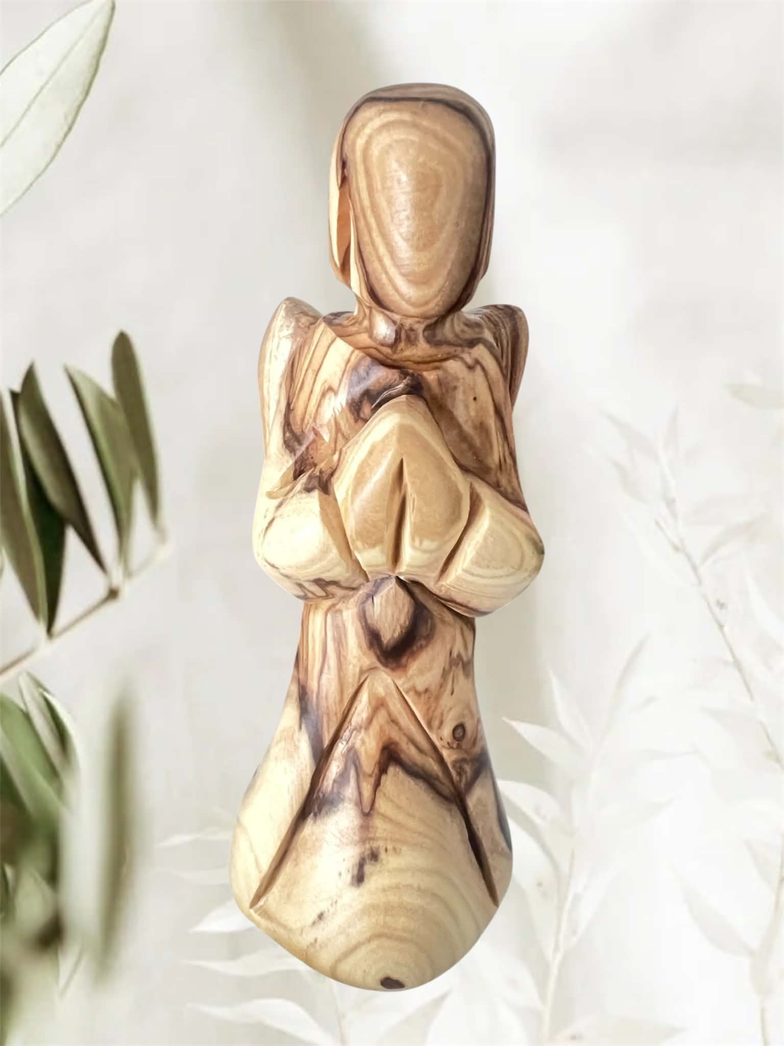 Faceless Standing Angel - B